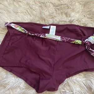 WOMENS maroon swim bottoms size XL GREAT CONDITION